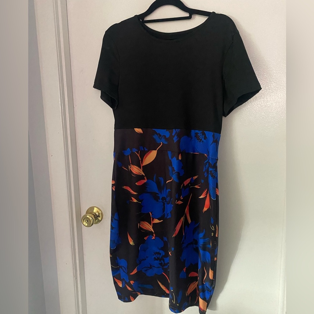 Women’s Casual Dress | Size Large | Short Sleeved | Stretchy | Blue Black Orange - Picture 2 of 13
